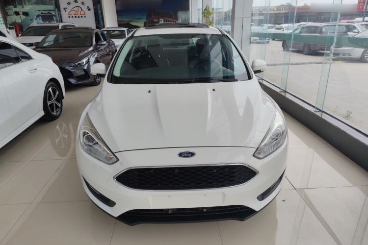Used Ford Focus 2018 Hatchback Classic 1.6L Automatic Trendy SmartDrive Edition Front