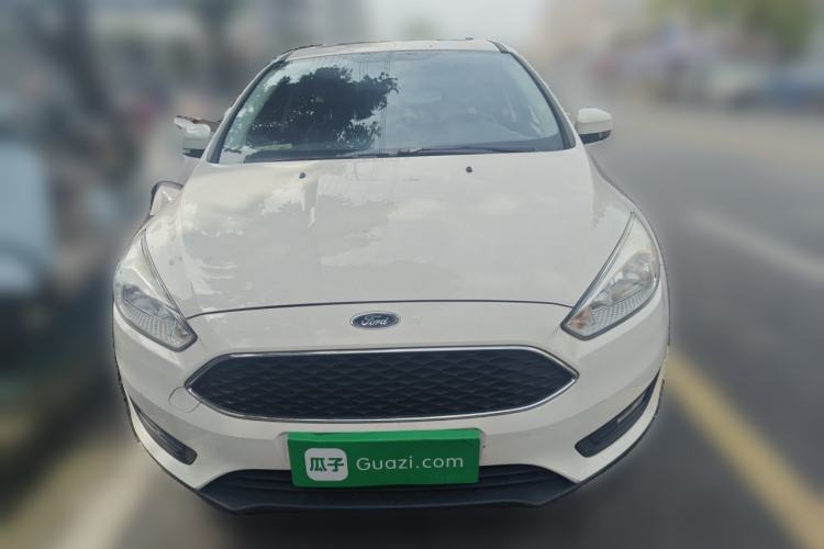 Used Ford Focus 2018 Two-Door Classic EcoBoost 125 Automatic Supercharged Style SmartDrive Edition Front