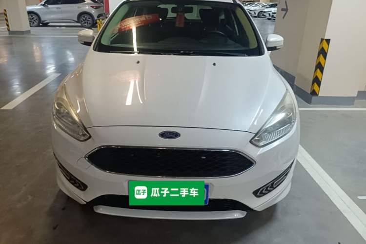 Used Ford Focus 2018 Hatchback Classic 1.6L Automatic Comfort Plus SmartDrive Edition Front