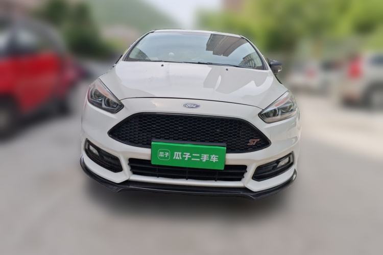 Used Ford Focus 2018 Hatchback Classic 1.6L Automatic Trendy SmartDrive Edition Front