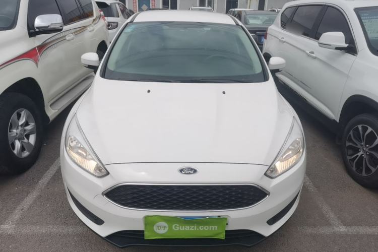 Used Ford Focus 2018 Hatchback Classic 1.6L Automatic Comfort Plus SmartDrive Edition Front