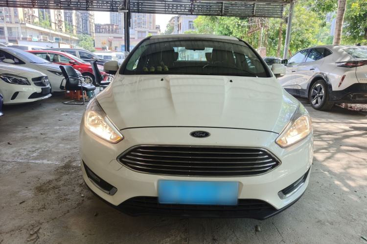 Used Ford Focus 2018 Sedan Classic EcoBoost 180 Automatic Elite Model Front