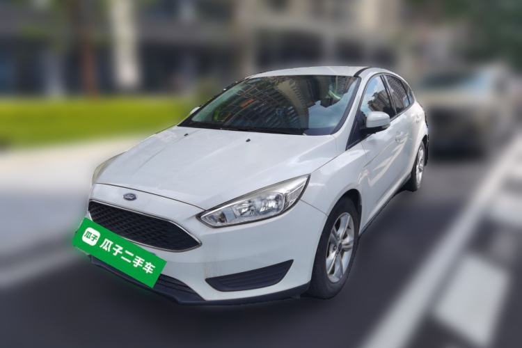 Used Ford Focus 2018 Hatchback Classic 1.6L Automatic Comfort Plus SmartDrive Edition Guazi used car, China used car export, Used car for sale, Used cars, Cheapest cars for sale