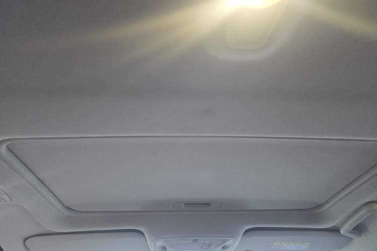 Used Ford Focus 2018 Hatchback Classic EcoBoost 180 Automatic Elite Model Headliner
