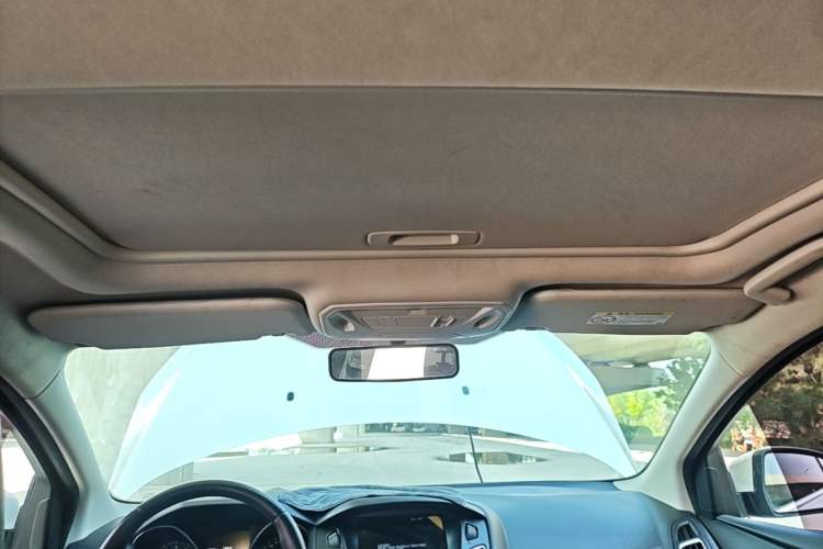 Used Ford Focus 2018 Sedan Classic EcoBoost 180 Automatic Elite Model Headliner