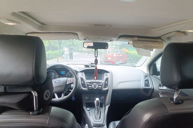 Used Ford Focus 2018 Sedan Classic 1.6L Automatic Trendy SmartDrive Edition Headliner