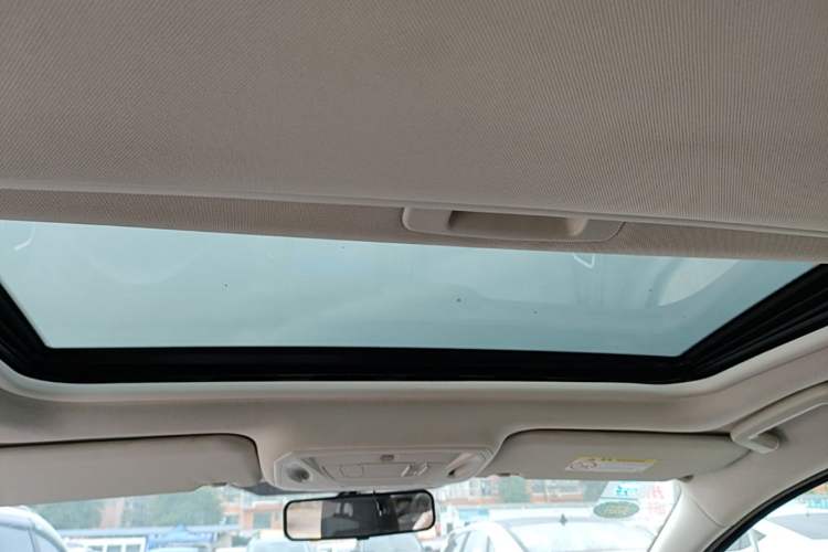 Used Ford Focus 2018 Sedan Classic EcoBoost 125 Automatic Supercharged Style SmartDrive Edition Headliner
