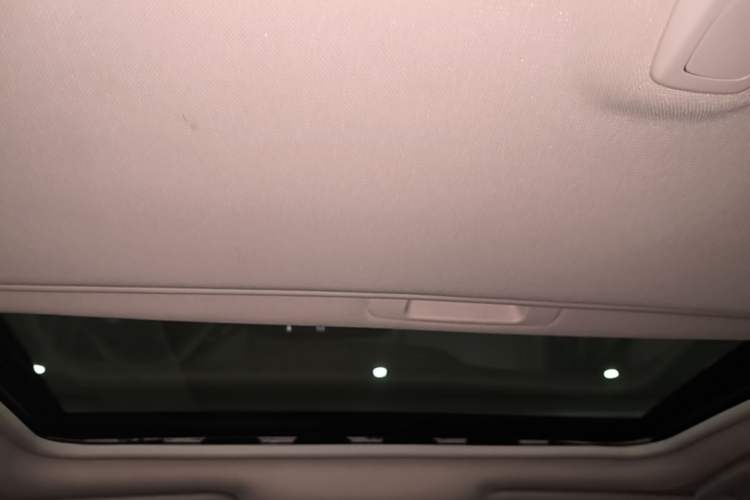 Used Ford Focus 2018 Hatchback Classic 1.6L Automatic Trendy SmartDrive Edition Headliner