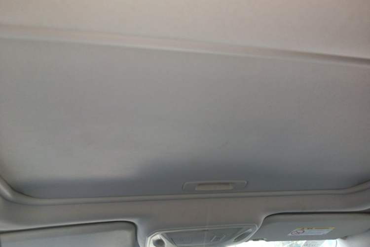 Used Ford Focus 2018 Sedan Classic 1.6L Automatic Trendy SmartDrive Edition Headliner