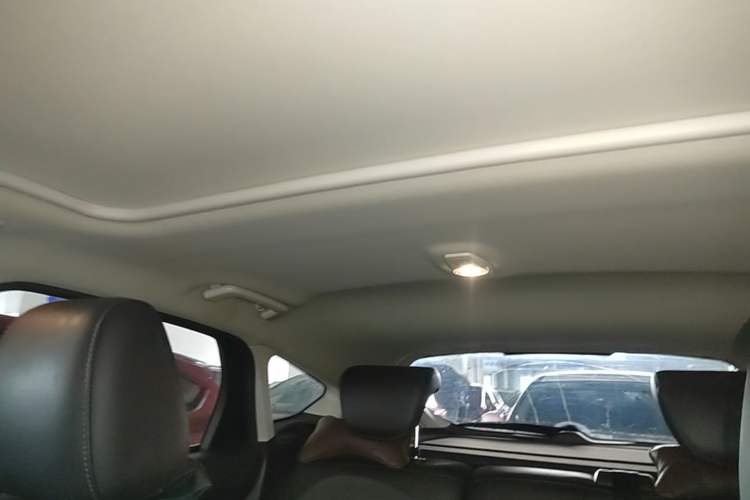 Used Ford Focus 2018 Hatchback Classic EcoBoost 180 Automatic Elite Model Headliner