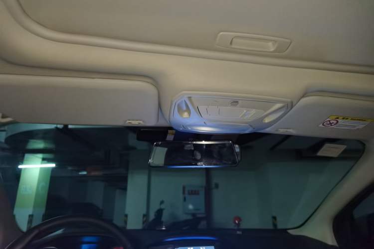 Used Ford Focus 2018 Hatchback Classic 1.6L Automatic Trendy SmartDrive Edition Headliner