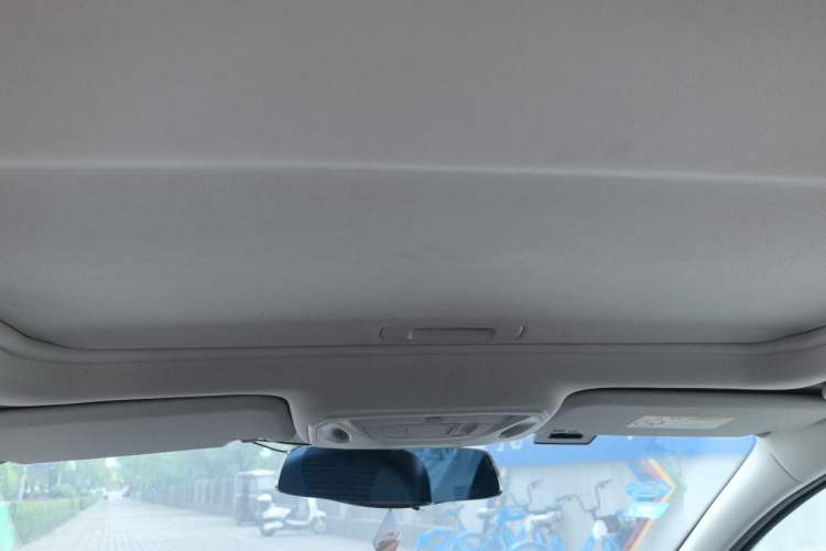 Used Ford Focus 2018 Sedan Classic 1.6L Automatic Trendy SmartDrive Edition Headliner
