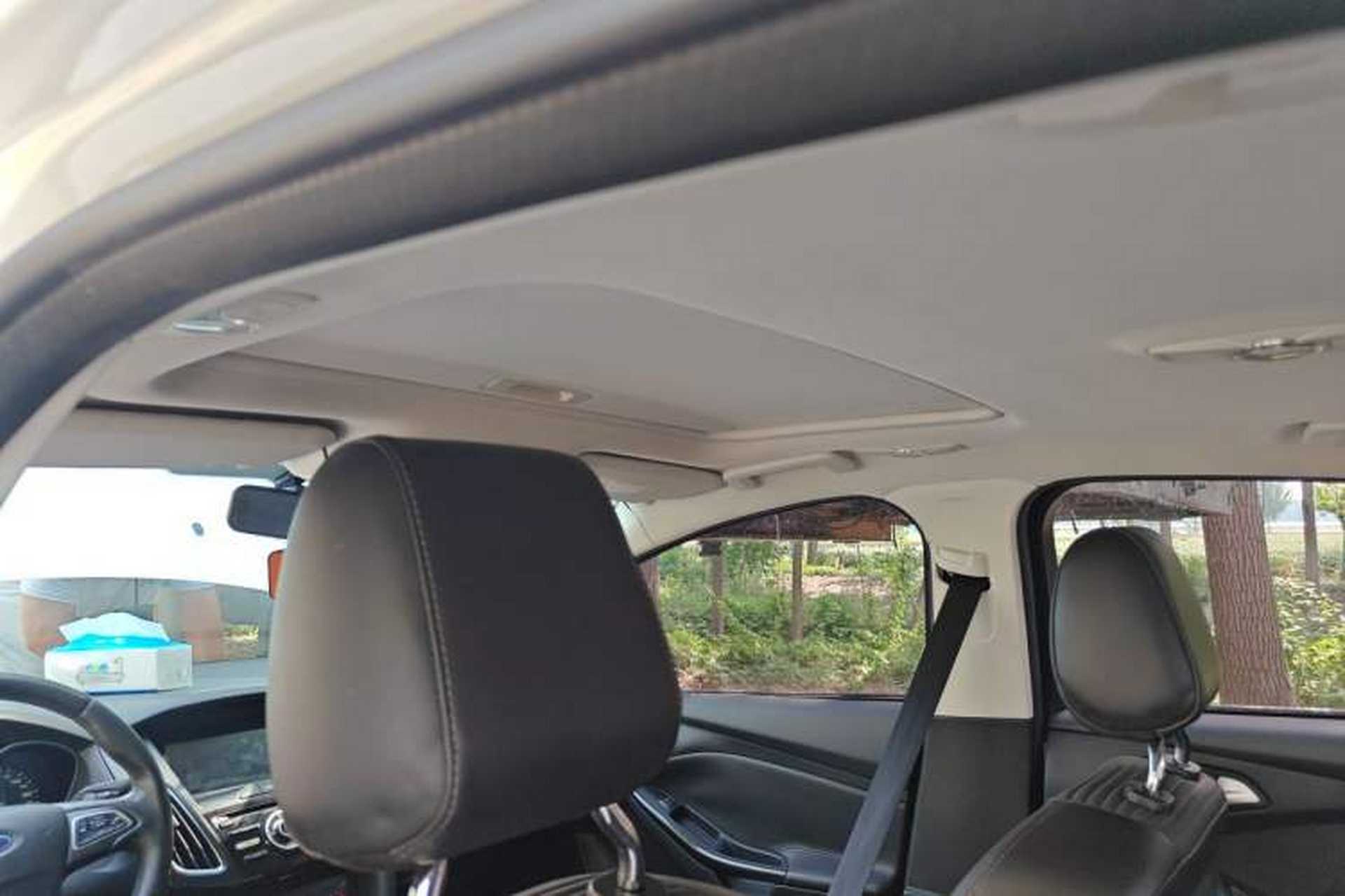Used Ford Focus 2018 Sedan Classic 1.6L Automatic Trendy SmartDrive Edition Headliner