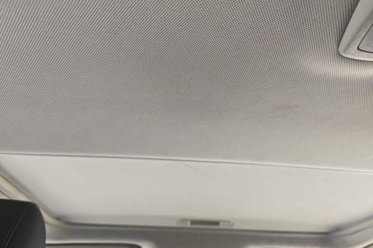 Used Ford Focus 2018 Sedan Classic 1.6L Automatic Trendy SmartDrive Edition Headliner