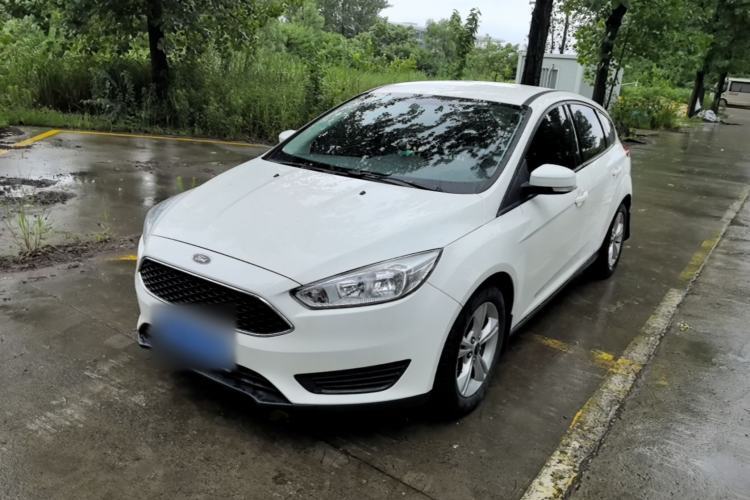Used Ford Focus 2018 Hatchback Classic 1.6L Automatic Comfort Plus SmartDrive Edition Guazi used car, China used car export, Used car for sale, Used Ford cars, Cheapest cars for sale