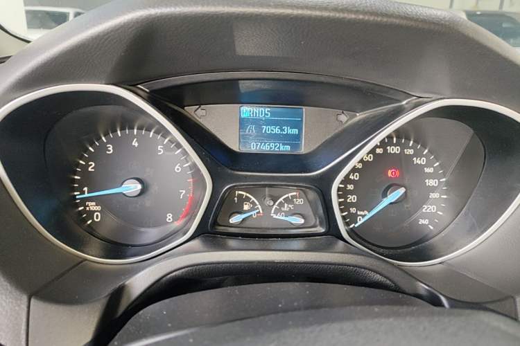 Used Ford Focus 2018 Hatchback Classic 1.6L Automatic Comfort Plus SmartDrive Edition Instrument Cluster
