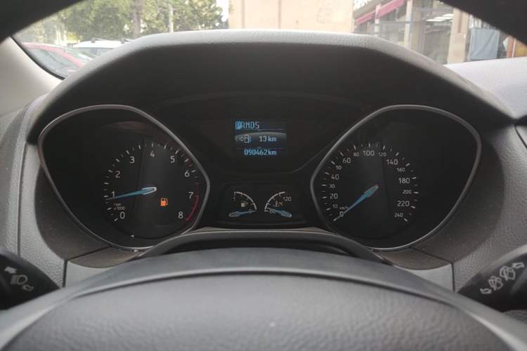 Used Ford Focus 2018 Hatchback Classic 1.6L Automatic Trendy SmartDrive Edition Instrument Cluster
