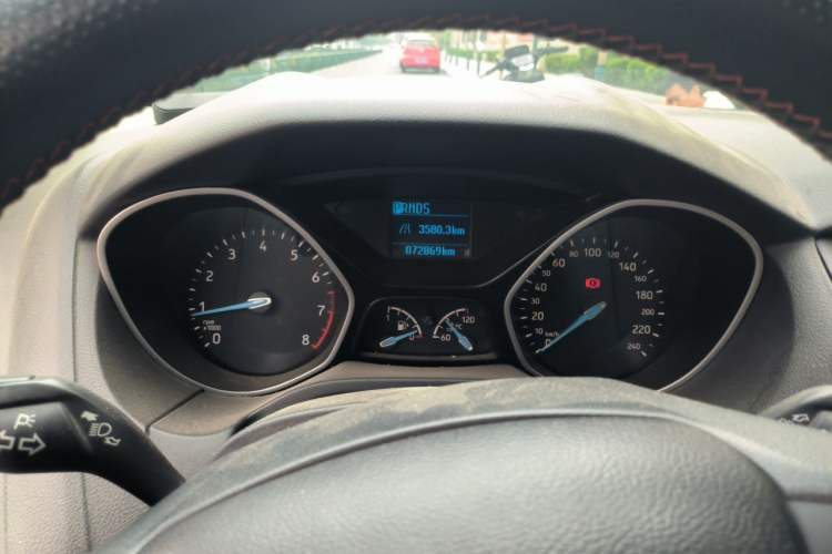 Used Ford Focus 2018 Hatchback Classic 1.6L Automatic Comfort Plus SmartDrive Edition Instrument Cluster
