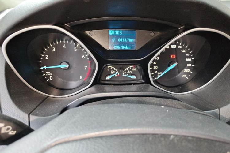 Used Ford Focus 2018 Hatchback Classic 1.6L Automatic Comfort Plus SmartDrive Edition Instrument Cluster