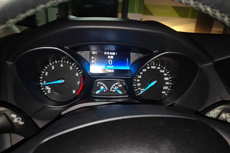 Used Ford Focus 2018 Hatchback Classic EcoBoost 180 Automatic Elite Model Instrument Cluster
