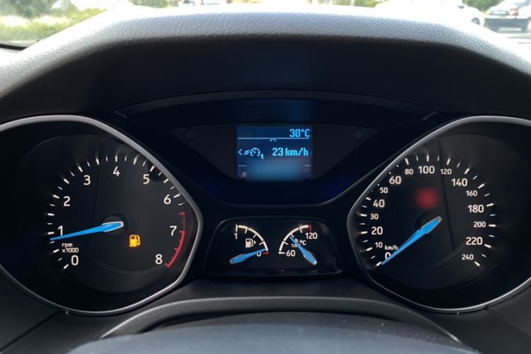 Used Ford Focus 2018 Hatchback Classic 1.6L Manual Fashion Edition SmartDrive Version Instrument Cluster