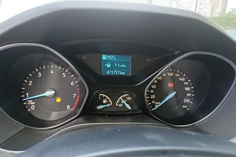 Used Ford Focus 2018 Sedan Classic 1.6L Automatic Trendy SmartDrive Edition Instrument Cluster