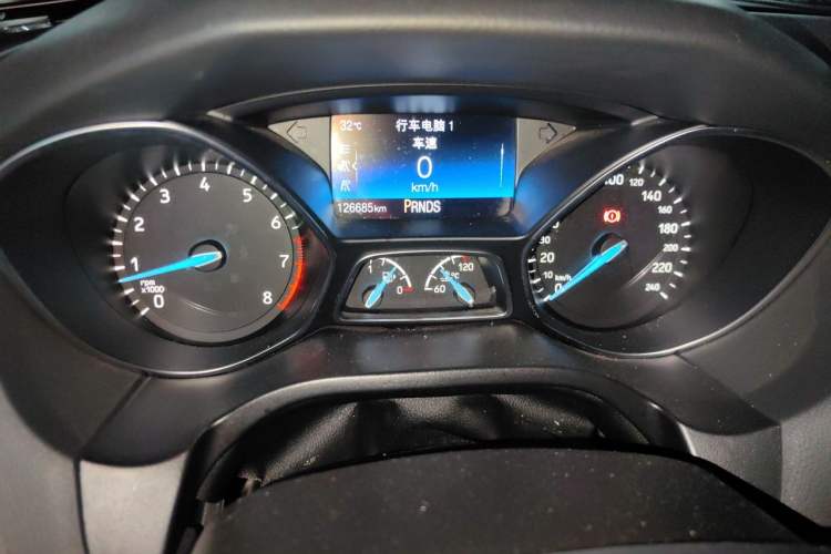 Used Ford Focus 2018 Sedan Classic EcoBoost 180 Automatic Flagship Model Instrument Cluster