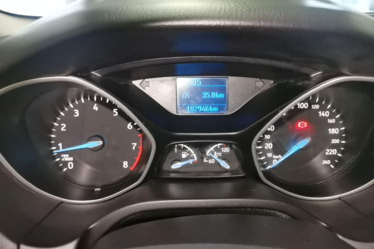 Used Ford Focus 2018 Hatchback Classic 1.6L Automatic Comfort Plus SmartDrive Edition Instrument Cluster