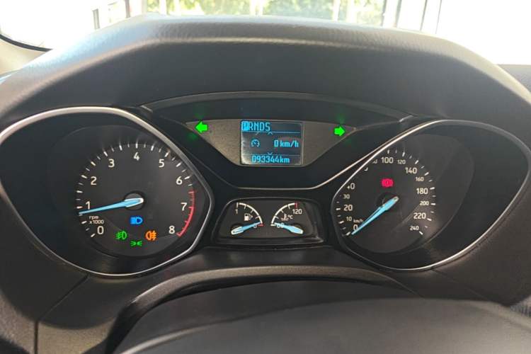 Used Ford Focus 2018 Two-Door Classic EcoBoost 125 Automatic Supercharged Style SmartDrive Edition Instrument Cluster