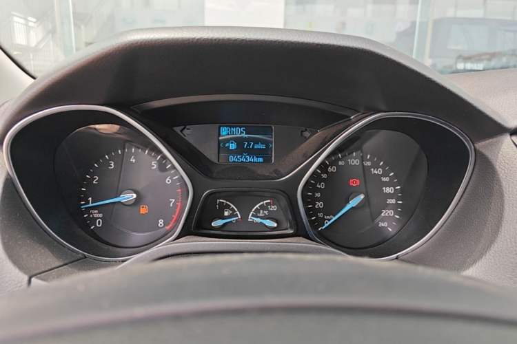 Used Ford Focus 2018 Hatchback Classic 1.6L Automatic Trendy SmartDrive Edition Instrument Cluster