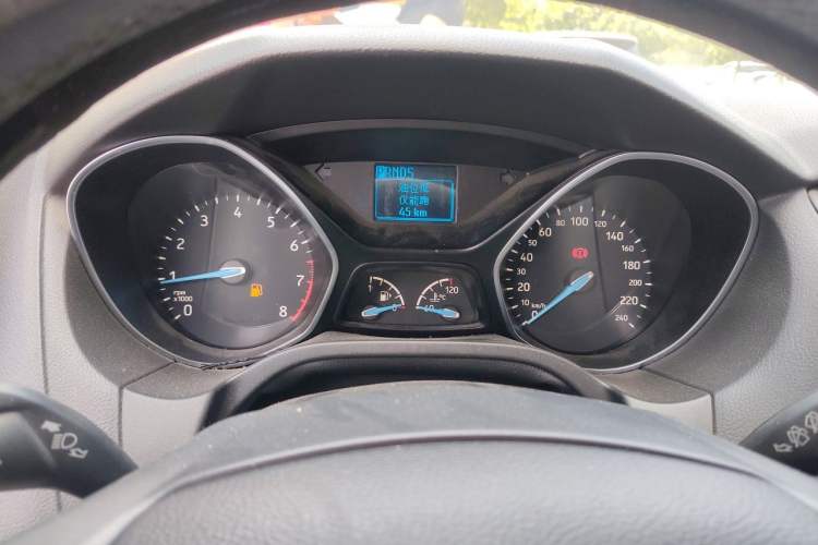 Used Ford Focus 2018 Two-Door Classic EcoBoost 125 Automatic Supercharged Style SmartDrive Edition Instrument Cluster