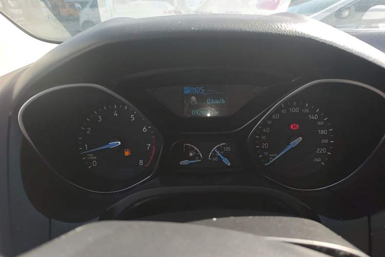 Used Ford Focus 2018 Hatchback Classic 1.6L Automatic Trendy SmartDrive Edition Instrument Cluster