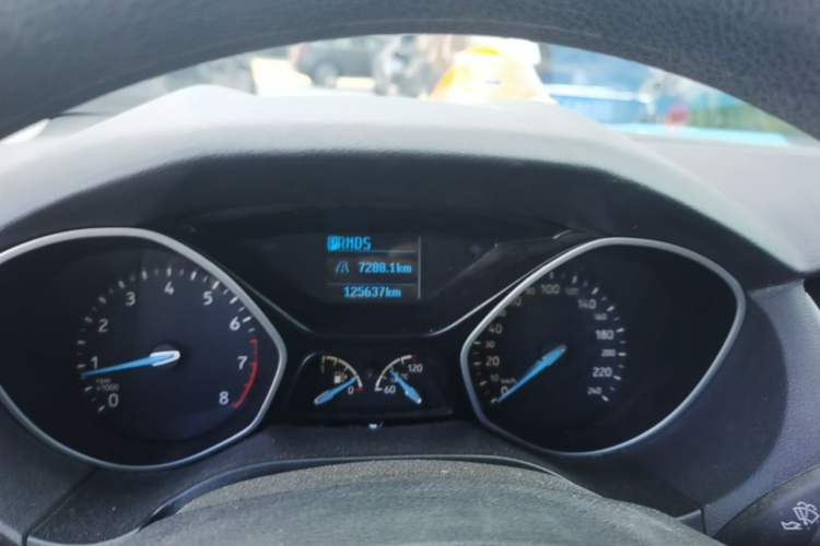 Used Ford Focus 2018 Sedan Classic 1.6L Automatic Comfort Plus Smart Drive Version Instrument Cluster