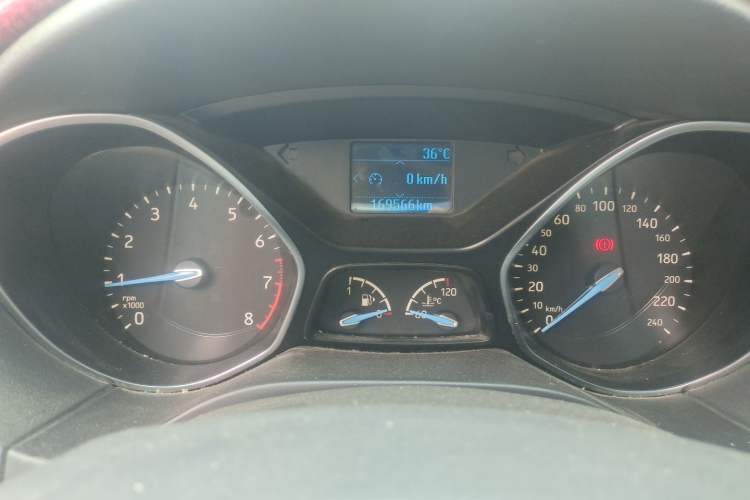 Used Ford Focus 2018 Sedan Classic 1.6L Manual Fashion Edition SmartDrive Version Instrument Cluster