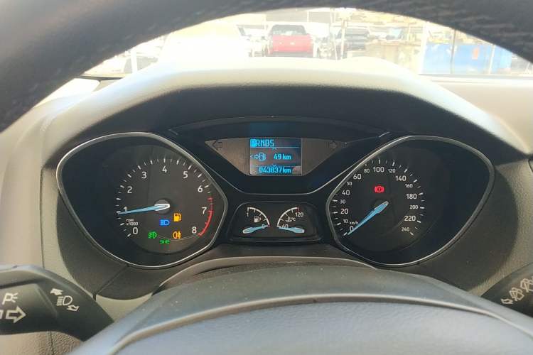 Used Ford Focus 2018 Hatchback Classic 1.6L Automatic Trendy SmartDrive Edition Instrument Cluster