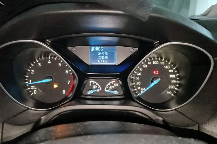 Used Ford Focus 2018 Hatchback Classic 1.6L Automatic Trendy SmartDrive Edition Instrument Cluster