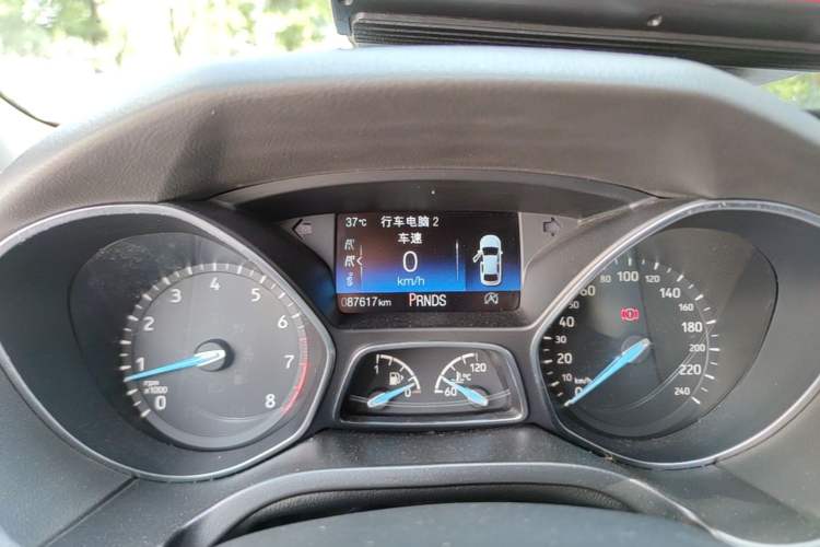 Used Ford Focus 2018 Sedan Classic EcoBoost 180 Automatic Elite Model Instrument Cluster
