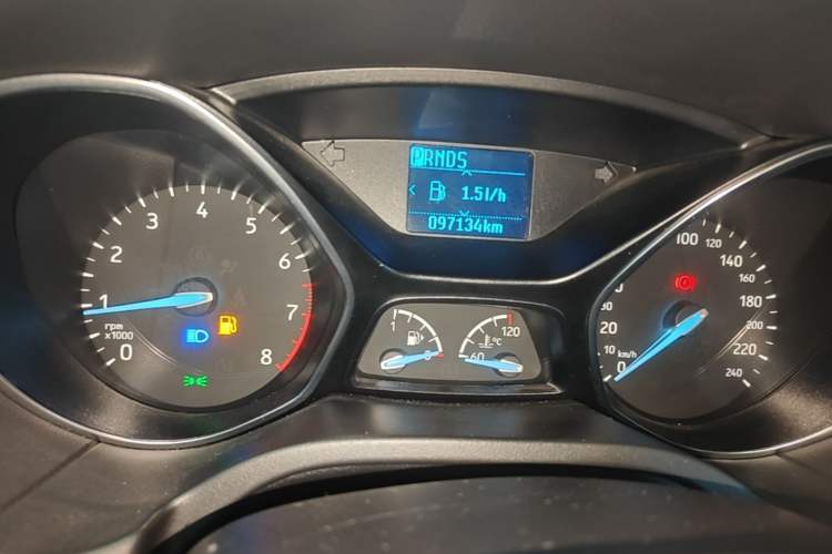 Used Ford Focus 2018 Hatchback Classic 1.6L Automatic Trendy SmartDrive Edition Instrument Cluster