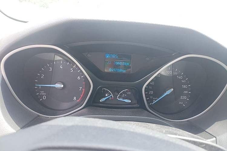 Used Ford Focus 2018 Sedan Classic 1.6L Automatic Comfort Plus Smart Drive Version Instrument Cluster
