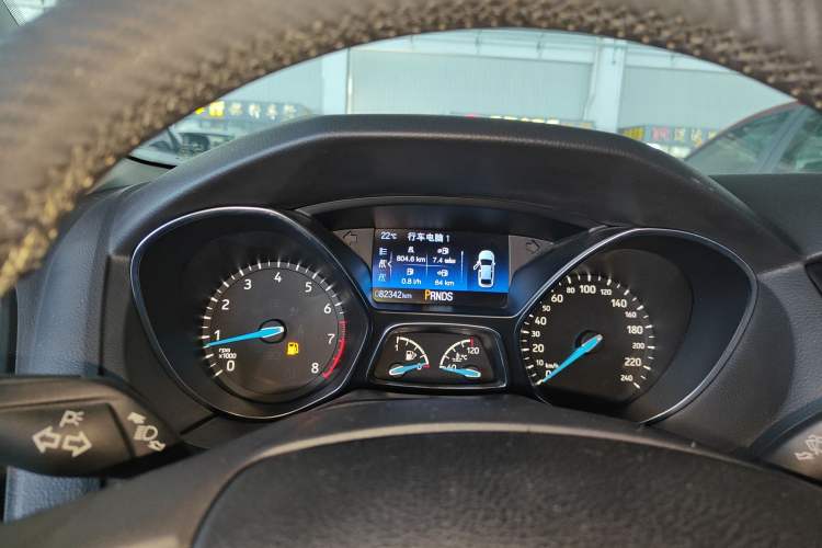 Used Ford Focus 2018 Sedan Classic EcoBoost 180 Automatic Elite Model Instrument Cluster