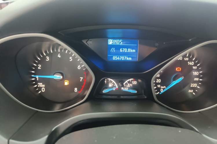 Used Ford Focus 2018 Hatchback Classic 1.6L Automatic Comfort Plus SmartDrive Edition Instrument Cluster