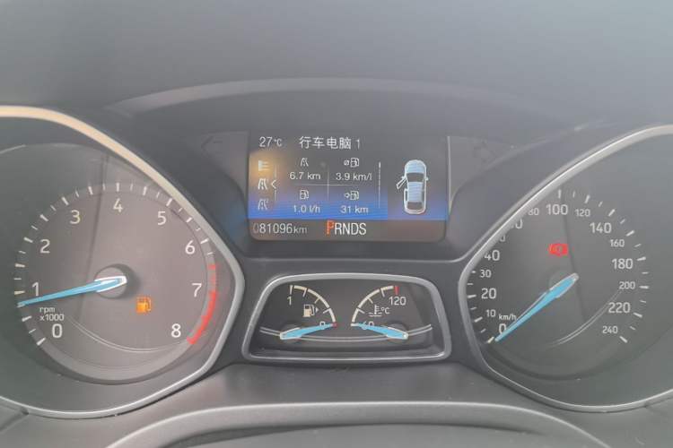 Used Ford Focus 2018 Hatchback Classic EcoBoost 180 Automatic Elite Model Instrument Cluster