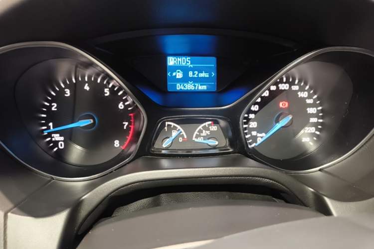 Used Ford Focus 2018 Hatchback Classic 1.6L Automatic Trendy SmartDrive Edition Instrument Cluster