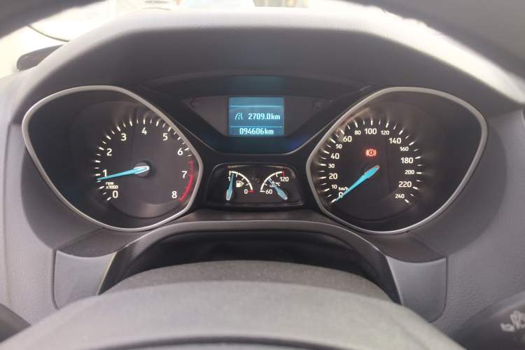 Used Ford Focus 2018 Sedan Classic 1.6L Manual Comfort Plus SmartDrive Edition Instrument Cluster