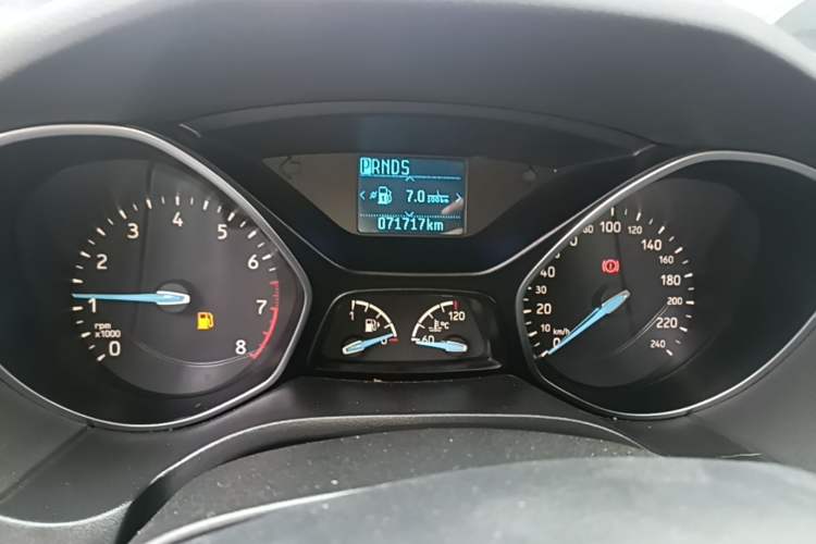 Used Ford Focus 2018 Sedan Classic 1.6L Automatic Trendy SmartDrive Edition Instrument Cluster