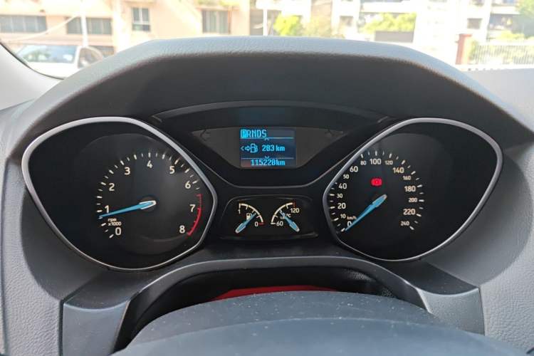 Used Ford Focus 2018 Sedan Classic 1.6L Automatic Trendy SmartDrive Edition Instrument Cluster
