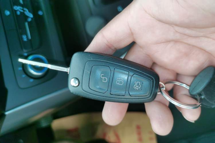 Used Ford Focus 2018 Hatchback Classic 1.6L Automatic Comfort Plus SmartDrive Edition Interior 1
