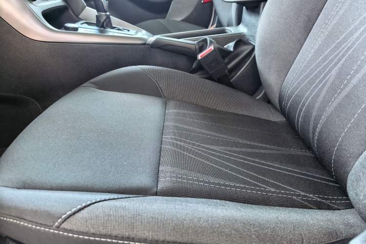 Used Ford Focus 2018 Hatchback Classic 1.6L Automatic Comfort Plus SmartDrive Edition Interior 2