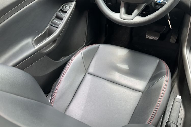 Used Ford Focus 2018 Hatchback Classic 1.6L Automatic Comfort Plus SmartDrive Edition Interior 2
