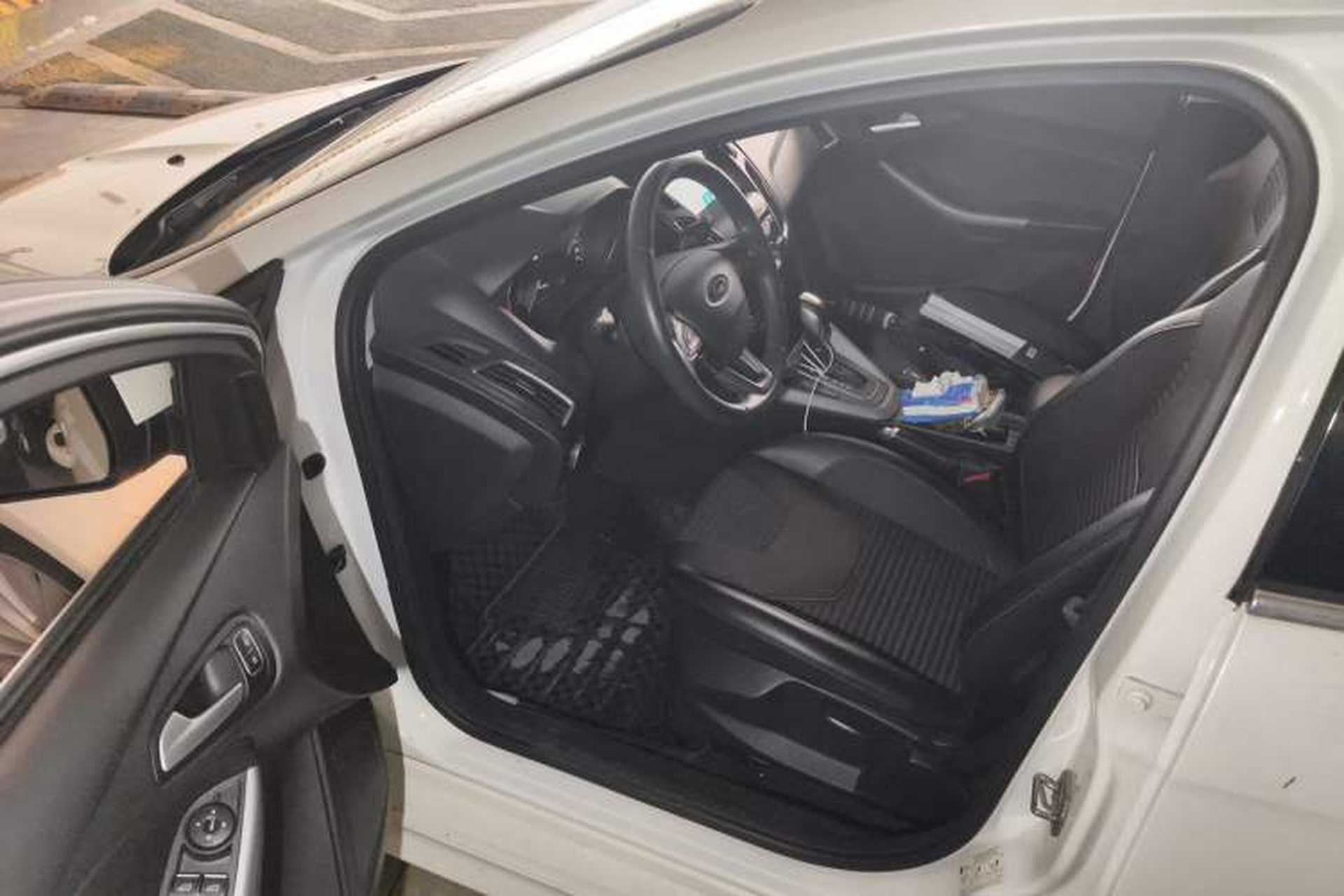 Used Ford Focus 2018 Hatchback Classic EcoBoost 180 Automatic Sport Edition Interior 3